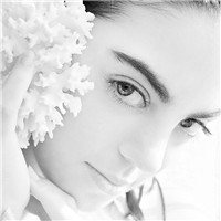 18张欧美风女生灰色伤感头像 氛围感拉满