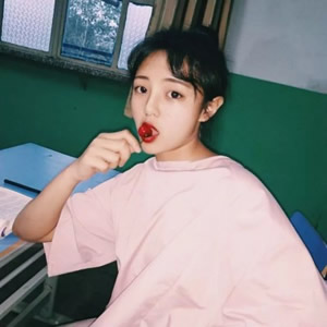 女生可爱小清新微信头像合集 14张高清甜妹头像分享