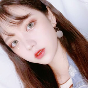 16张高清时尚女生头像合集 好看的美女头像素材