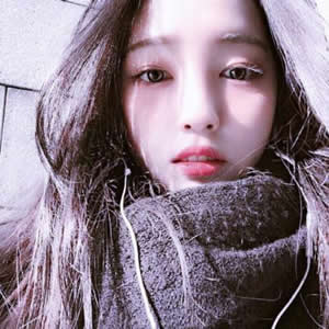 16张青春感拉满的瘦脸白皮肤美女头像 颜值超耐看