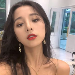 18张高清甜美女生头像合集 可爱感直接拉满