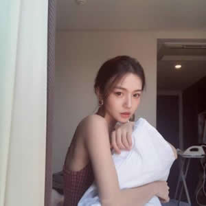 微信女生成熟头像合集 12张高清小女生风格头像分享