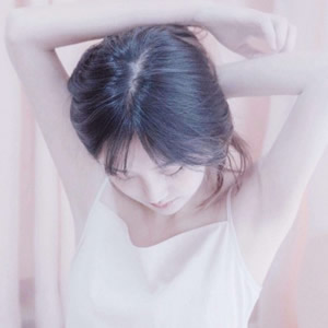 女生冬天微信头像来啦！16张暖乎乎的氛围感女生头像合集