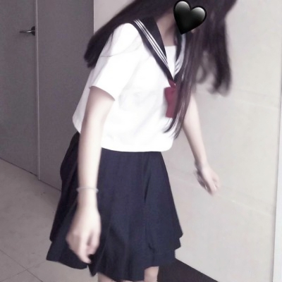 16张高清女高中生校服部位头像合集