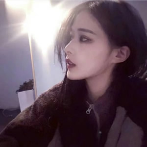 高冷又带点小性感！这套霸气御姐女生头像太绝了（14张）