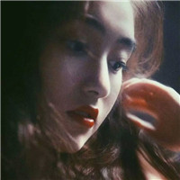 18张氛围感拉满的女生侧面意境头像