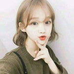 12张高清可爱短发女生QQ头像 好看又百搭