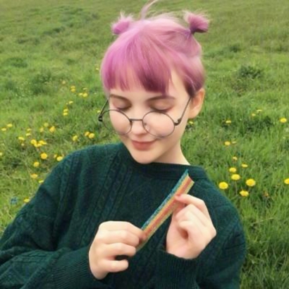 超酷！28张高清欧美ins风女生头像合集