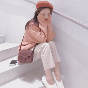 16张高清小清新时尚女生头像 氛围感拉满