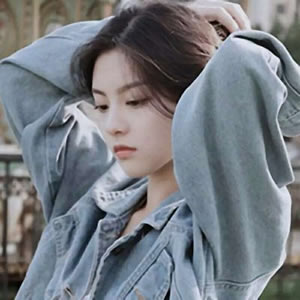 16张高清清新唯美清纯少女头像合集 女生头像素材库上新