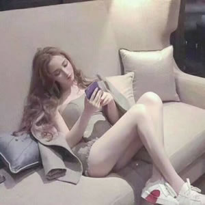 12张尽显女人味的气质微信头像 性感小姐姐专属款