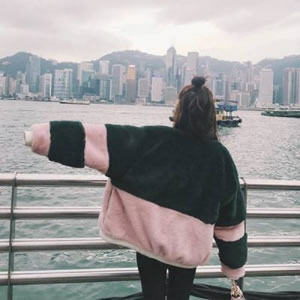 12张高清酷飒女生背影头像，直接用