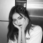 10张高清霸气高冷黑白女生头像 氛围感拉满