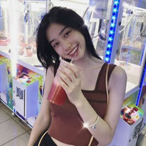 12张清新甜妹头像！微信用的青春少女高清头像合集