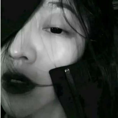 24张高冷气质黑白女生头像 高清冷酷款女生头像合集