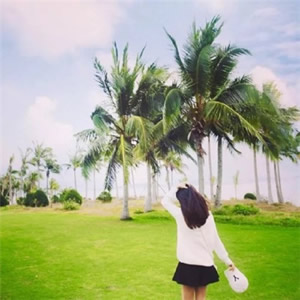 24张高清唯美女生背影杀头像 氛围感拉满