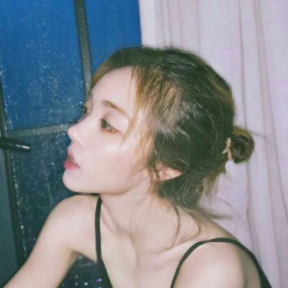 11张高清有气质的女生个性头像 适合当微信头像