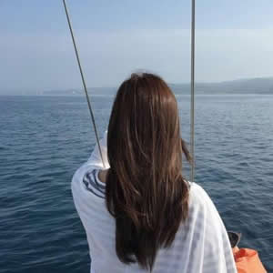 16张高清意境感拉满的女生背影头像，氛围感直接拉满