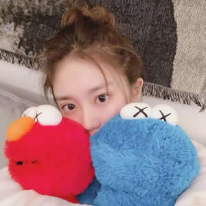 真人版一左一右闺蜜头像 时尚好看的都在这（16张）
