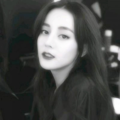 36张高清女生黑白个性头像 适合当微信头像的黑白女生头像合集