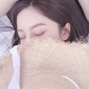 20张高清氛围感成熟女生微信头像 气质感拉满