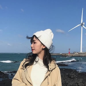 最新女生海边头像合集 共20张