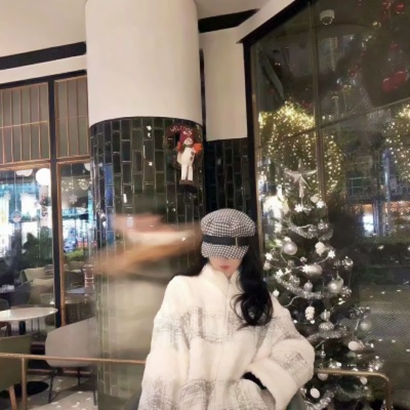 30张成熟清新又带霸气感的女生头像 高清质感拉满