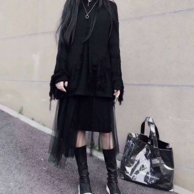 女生部位QQ头像 20张高清黑白系女生局部头像合集