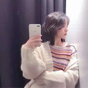 12张高清手机控女生头像 最新好看的都在这了