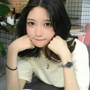 12张清新感闺蜜女生微信头像 高清无水印合集