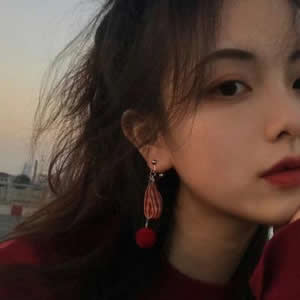 冷淡感拉满！16张高清意境伤感女生QQ头像
