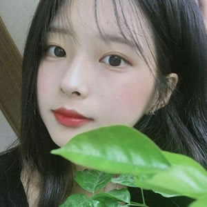 12张清新甜妹头像！微信用的青春少女高清头像合集