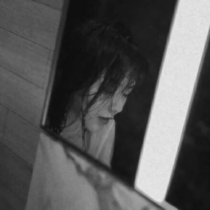 24张高冷气质黑白女生头像 高清冷酷款女生头像合集