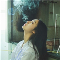 15张清新自然女生头像合集 简约干净氛围感拉满