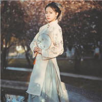 18张真人款高冷古装女生头像 氛围感拉满