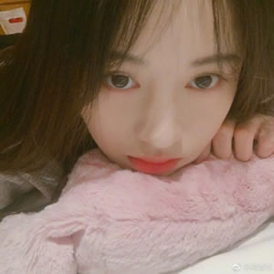 16张清新阳光感女生QQ头像 高清无水印分享