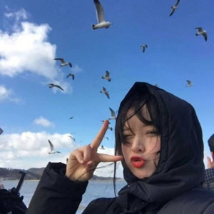 16张清新甜美的女生头像合集 可爱软妹风格高清图