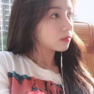 抖音热门女生头像合集 共15张