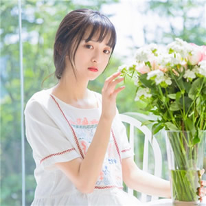 14张清新大方的女生微信头像 自带小家碧玉气质的小清新风格