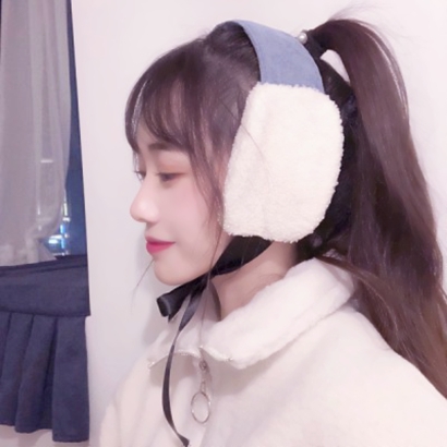 28张气质淑女高清头像 简约又温柔的女生头像合集