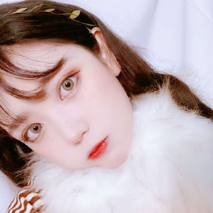 16张高清时尚女生头像合集 好看的美女头像素材