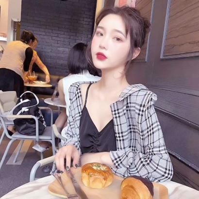 高冷成熟御姐性感头像合集 10张高清好看的女生头像