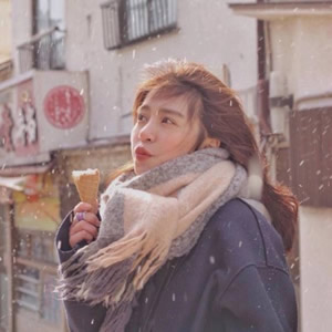 18张高清有气质的真人小清新女生微信头像