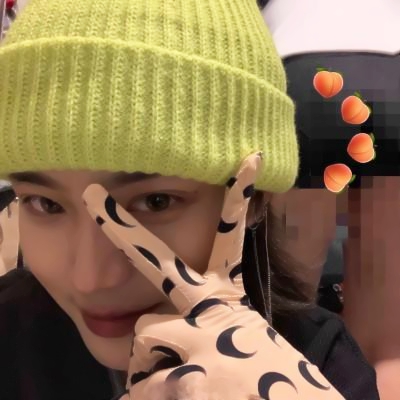 27张高清时尚潮流女生头像 氛围感拉满