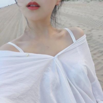 23张高清高贵冷艳女人味头像合集 自带成熟性感氛围感的女生头像合集