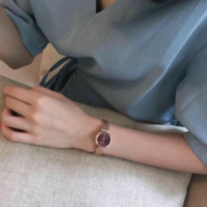 手控党看过来！6张高清女生手部部位QQ头像合集