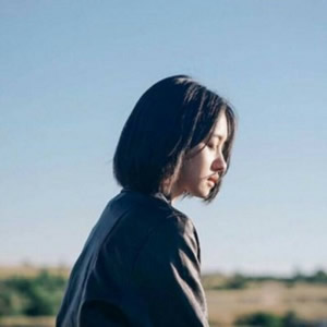 14张氛围感拉满的小清新意境女生头像 高清脱俗又唯美