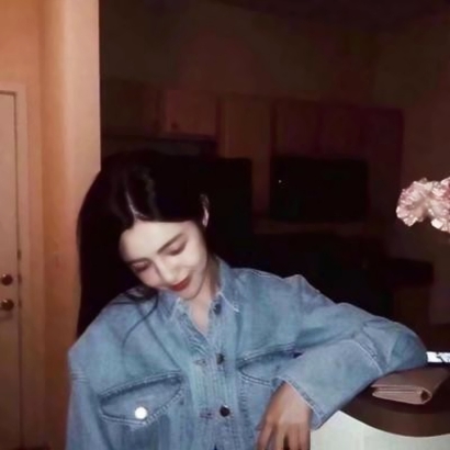 8张氛围感拉满的伤感意境女生头像 高清质感拉满