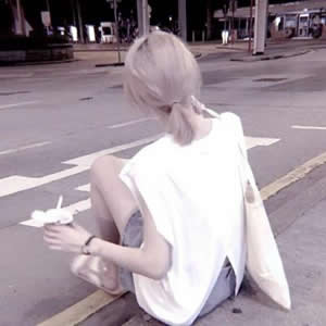 14张高清漂亮女生头像 适合社交平台用的好看头像合集