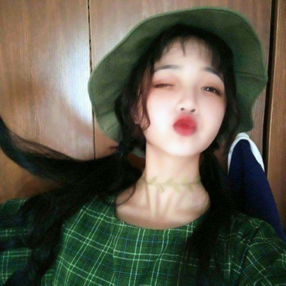 女生小清新绿色头像合集！27张高清治愈系绿色系女生头像来了